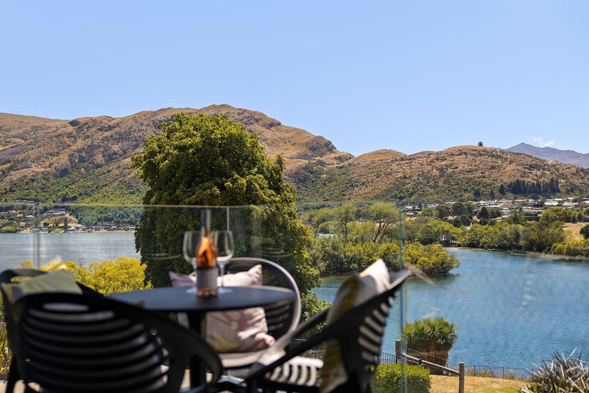 Homestead Retreat - 2 Bedroom - Lake View Queenstown Extérieur photo